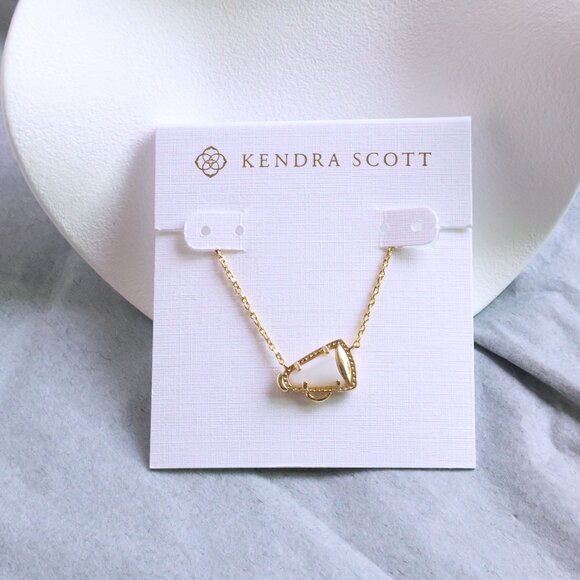 Gold Cheer White Mother-of-Pearl Pendant Necklace - Picture 1 of 2